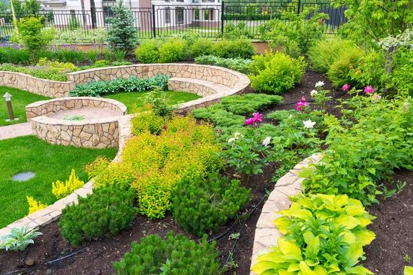 Enhancing Your Backyard: The Benefits of Hardscaping in Burlingame